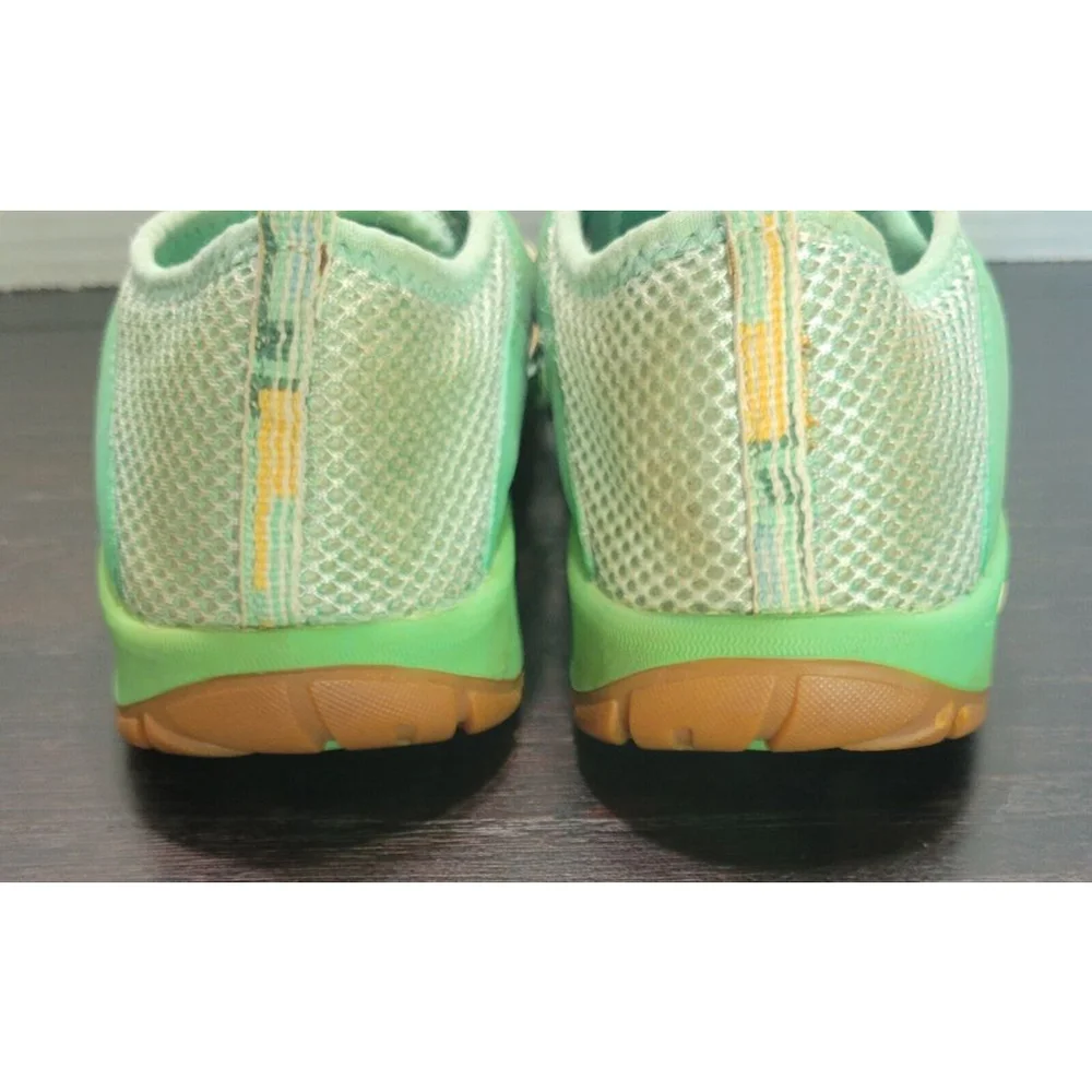 Chaco Outcross Mesh Comfort Slip On Water Shoes Kids Junior 5 Green Orange